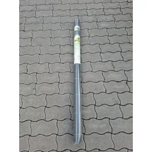 Utilizarea foliei WEEDSOL într-un strat de hortensii. 