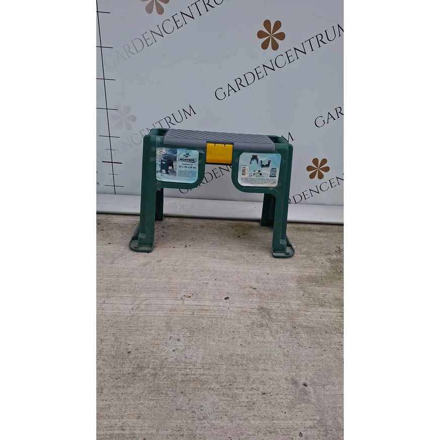 Scaunul de grădină Garden-Sit în pepiniera noastră. 
